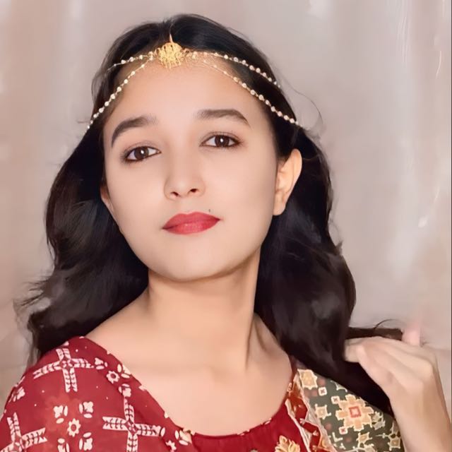 Roshni Ansari - WhatsApp Channel