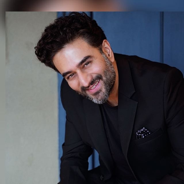 Shekhar Ravjiani - WhatsApp Channel